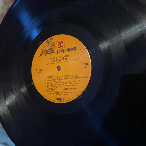 Arlo Guthrie Washington County Vintage Folk Rock Vinyl Record - Picture 9 of 11